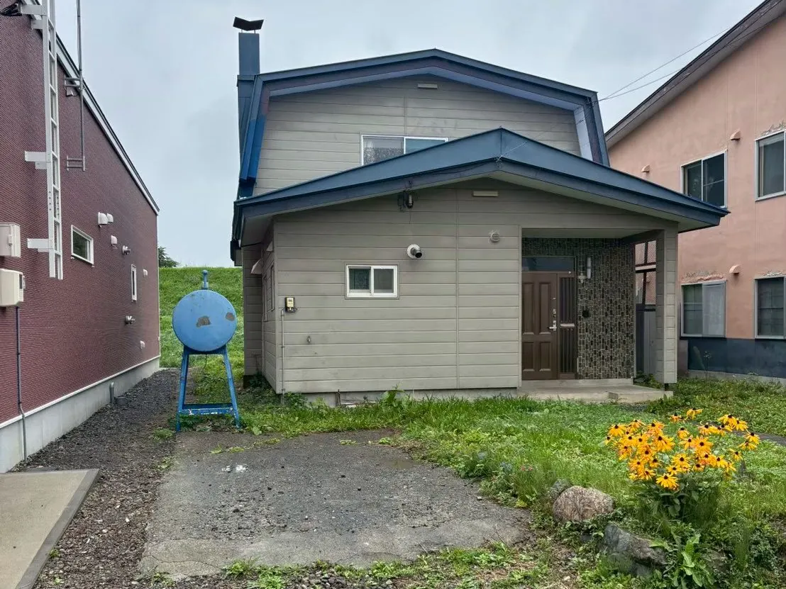 解体前：木造2階建て住宅